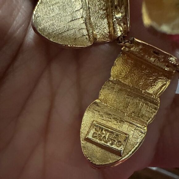 Vintage signed Ultra Craft Gold Tone Statement Necklace - Picture 5 of 5